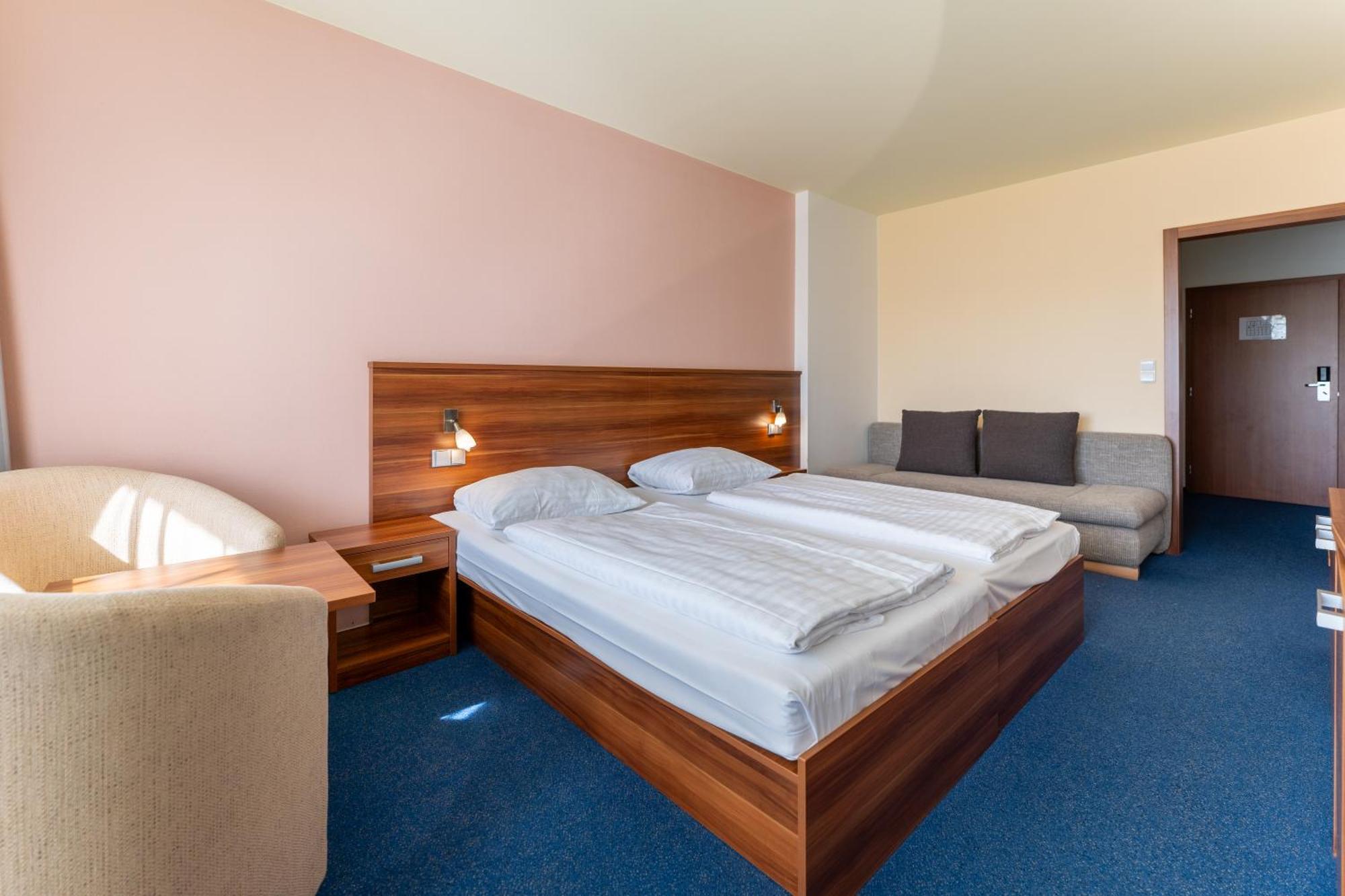 Lipno Wellness - Frymburk C104 Privat Family Room エクステリア 写真